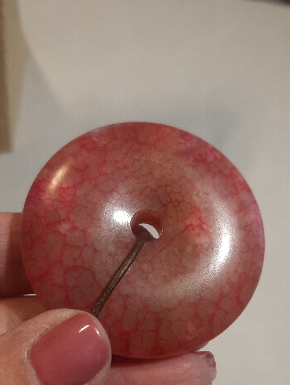 Red Jade Or Chicken Vein Dougnut. - Picture 3 of 5